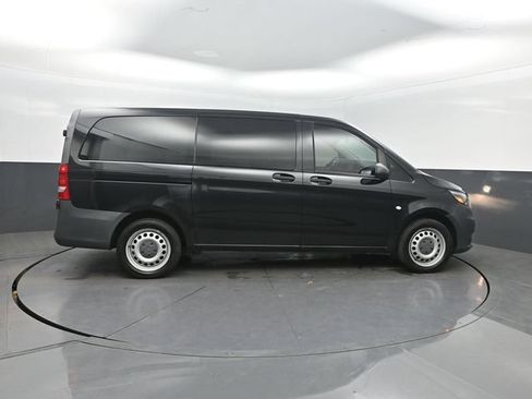 Used 2020 Mercedes-Benz Metris Passenger image 34