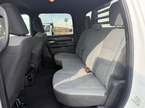 Used 2024 RAM 3500 SLT w/ Quick Order Package 2YG SLT AWD/4WD image 11