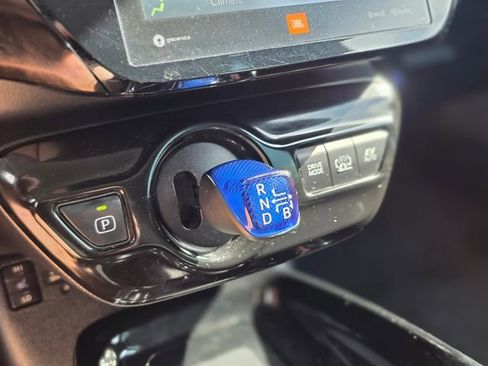Used 2019 Toyota Prius Prime Advanced image 35