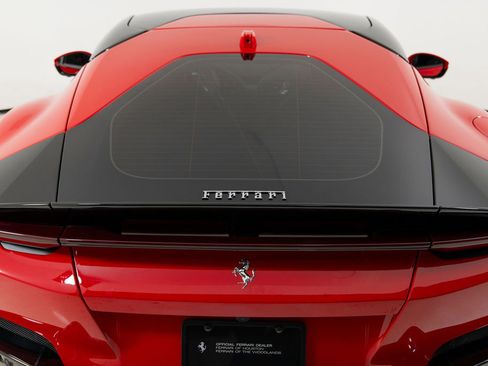Certified 2025 Ferrari 12Cilindri RWD image 30