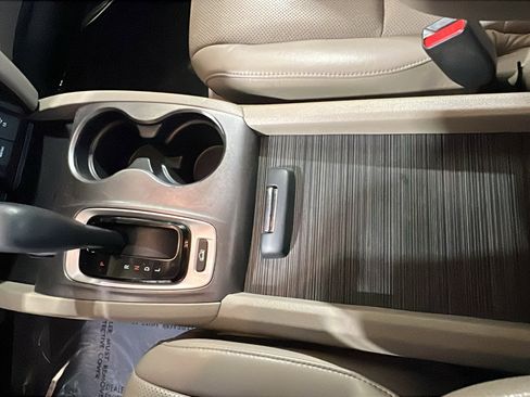 Used 2019 Honda Ridgeline RTL image 12