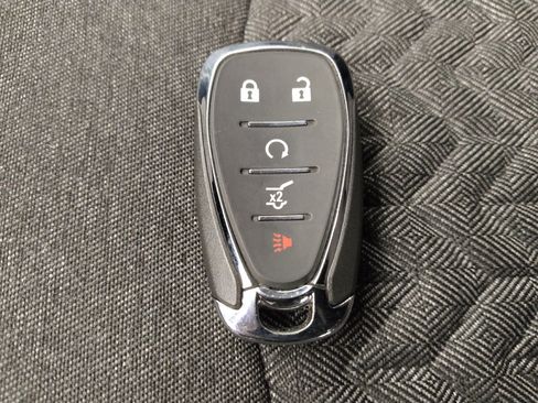 Used 2024 Chevrolet Equinox LT image 32