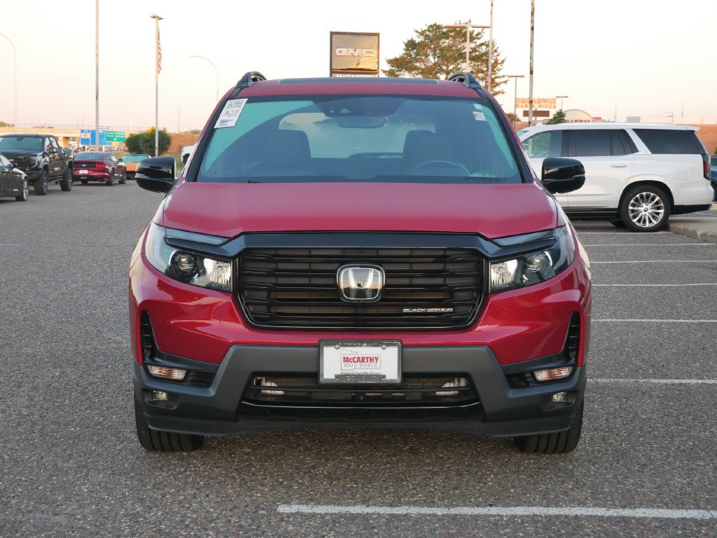 Used 2024 Honda Passport Black Edition image 4