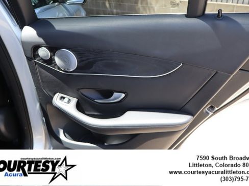 Used 2018 Mercedes-Benz GLC 300 4MATIC image 31