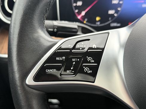 Used 2022 Mercedes-Benz C 300 Sedan image 32