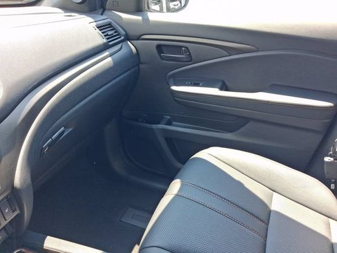 Used 2024 Honda Passport TrailSport image 21