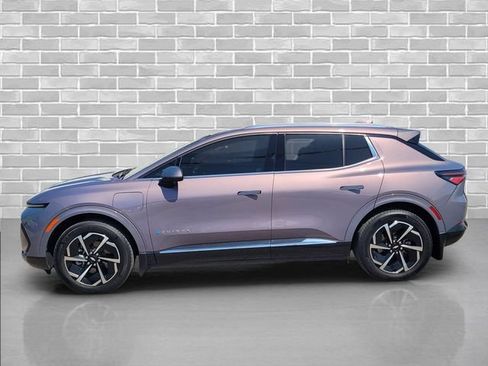 Certified 2024 Chevrolet Equinox EV LT w/ LPO, Active Package FWD image 9