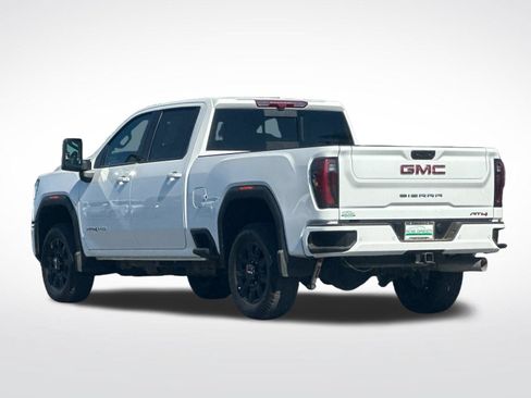 Used 2025 GMC Sierra 2500 AT4 w/ Technology Package AWD/4WD image 5