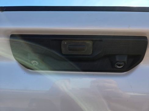 Used 2020 Chevrolet Silverado 3500 High Country w/ Z71 Off-Road Package image 11