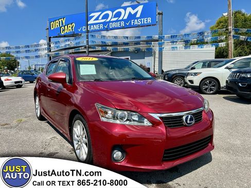 Used 2011 Lexus CT 200h FWD image 1
