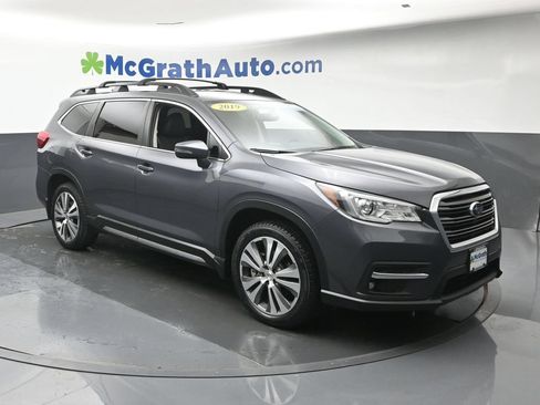Used 2019 Subaru Ascent Limited w/ Popular Package #3 AWD/4WD image 2