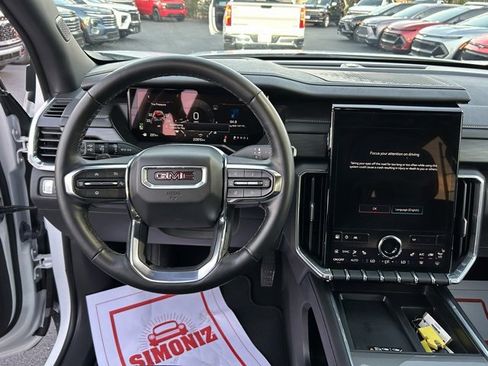 Certified 2025 GMC Acadia Elevation image 18