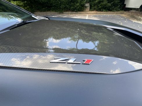 Used 2020 Chevrolet Camaro ZL1 RWD image 39