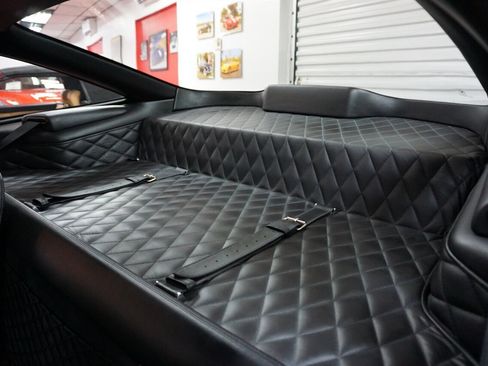 Used 2001 Ferrari 550 Maranello Coupe RWD image 12