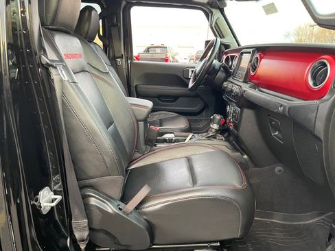 Used 2021 Jeep Gladiator Rubicon image 15