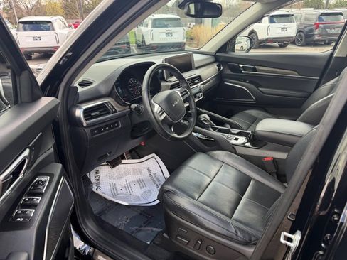 Used 2022 Kia Telluride SX w/ Towing Package image 7