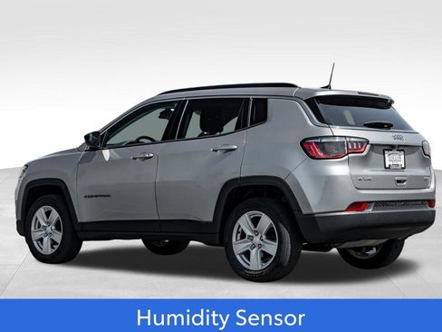 Used 2022 Jeep Compass Latitude w/ Convenience Group AWD/4WD image 5