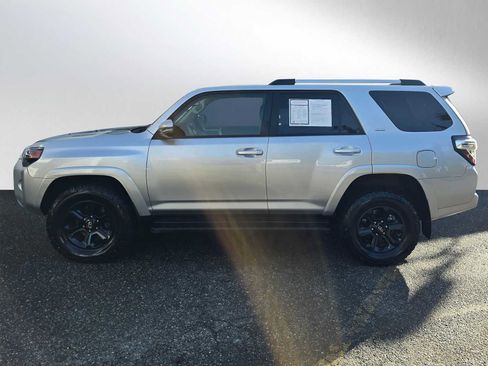 Used 2020 Toyota 4Runner SR5 Premium image 6