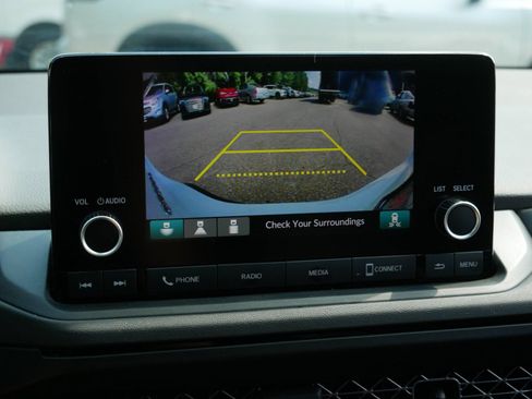 Used 2024 Honda Accord EX image 16