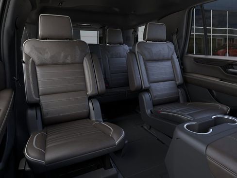 New 2026 GMC Yukon Denali Ultimate AWD/4WD image 17