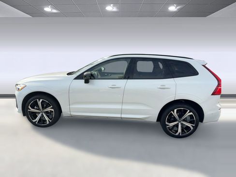 Certified 2023 Volvo XC60 B5 Ultimate w/ Protection Package Premier image 2