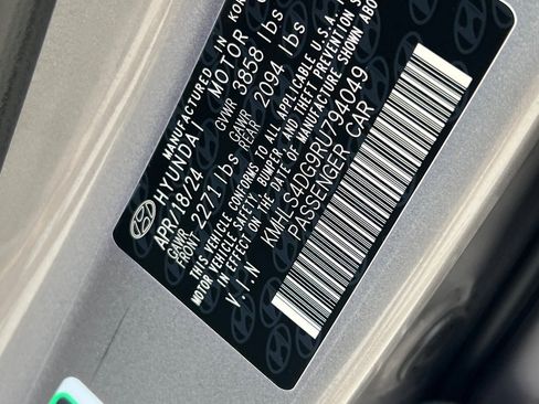 Used 2024 Hyundai Elantra SEL w/ Convenience Package image 29