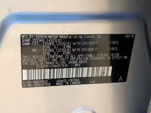 Used 2016 Toyota RAV4 LE FWD image 26