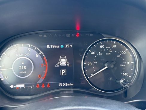 Certified 2024 Nissan Kicks SV image 17