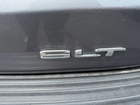 Used 2022 GMC Yukon SLT w/ SLT Premium Package AWD/4WD image 10