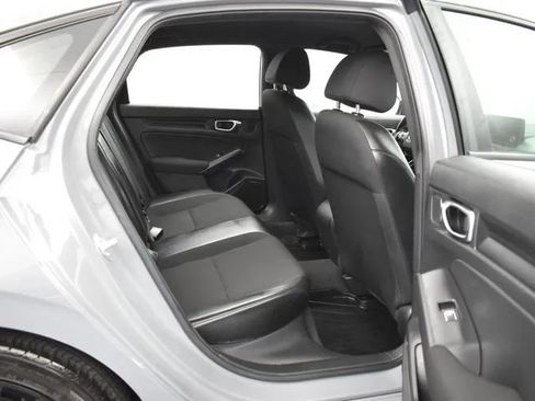 Used 2025 Honda Civic Sport image 17