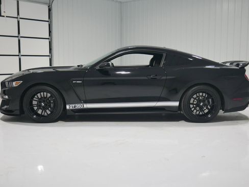 Certified 2020 Ford Mustang Shelby GT350 w/ Technology Package image 8