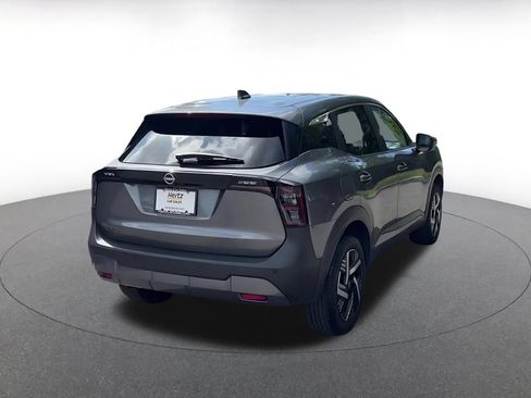 Used 2025 Nissan Kicks SV FWD image 11