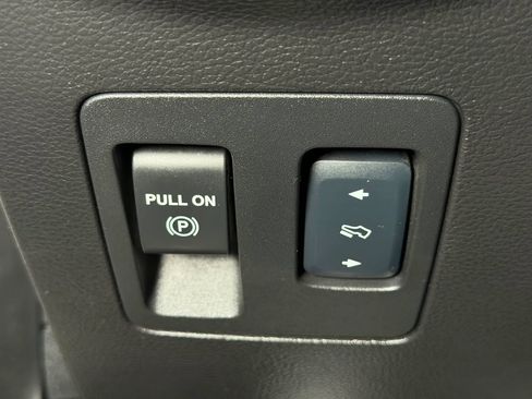 Used 2018 Ford F150 Platinum w/ Equipment Group 701A Luxury AWD/4WD image 46
