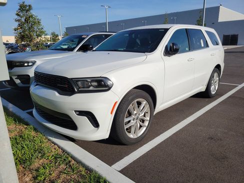 Used 2023 Dodge Durango GT RWD image 4