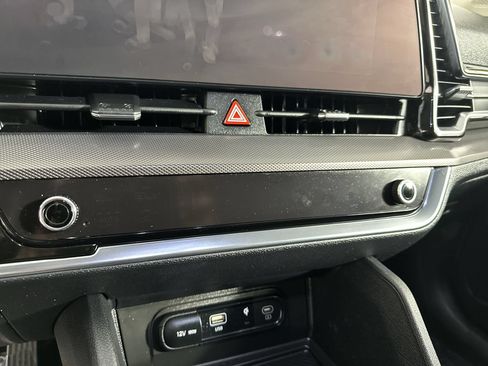Certified 2023 Kia Sportage SX FWD image 19
