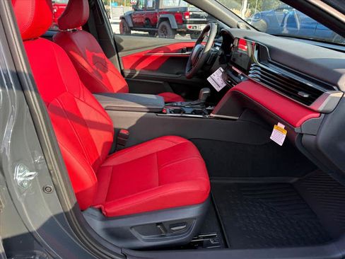 Used 2026 Toyota Camry XSE w/ Premium Plus Package FWD image 6