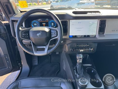 Used 2025 Ford Bronco Outer Banks AWD/4WD image 17