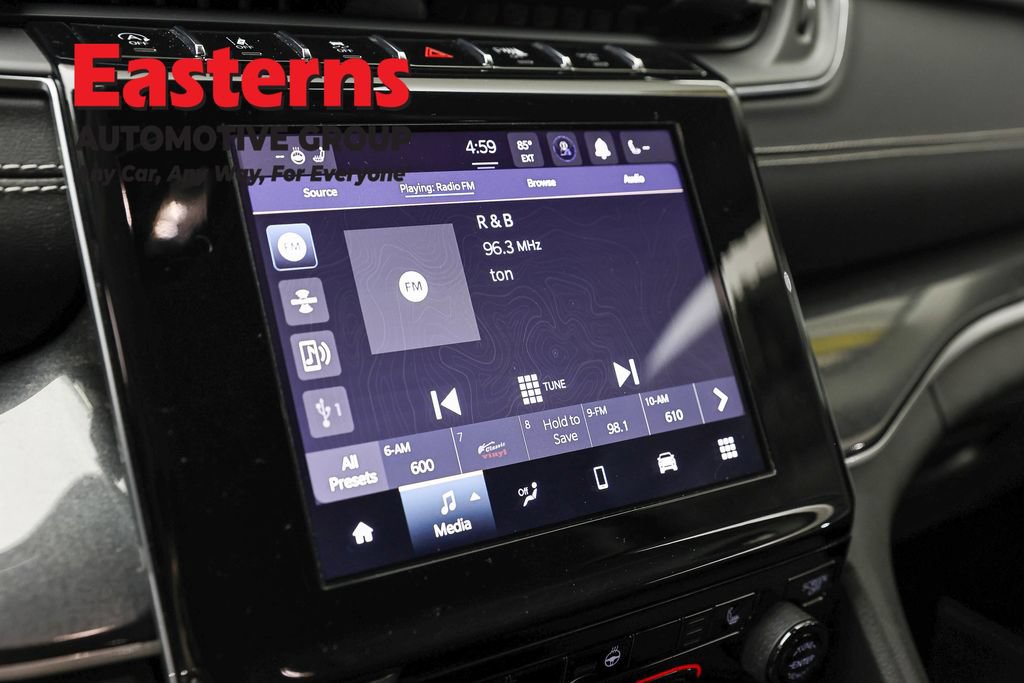 Used 2022 Jeep Grand Cherokee L Laredo w/ Luxury Tech Group I AWD/4WD image 20