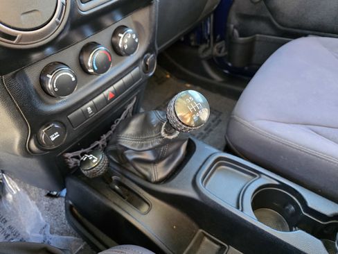 Used 2013 Jeep Wrangler Sport image 14