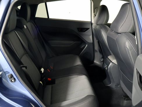 Used 2024 Subaru Crosstrek 2.0i Premium image 29