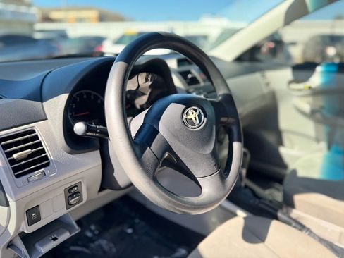 Used 2013 Toyota Corolla L image 11