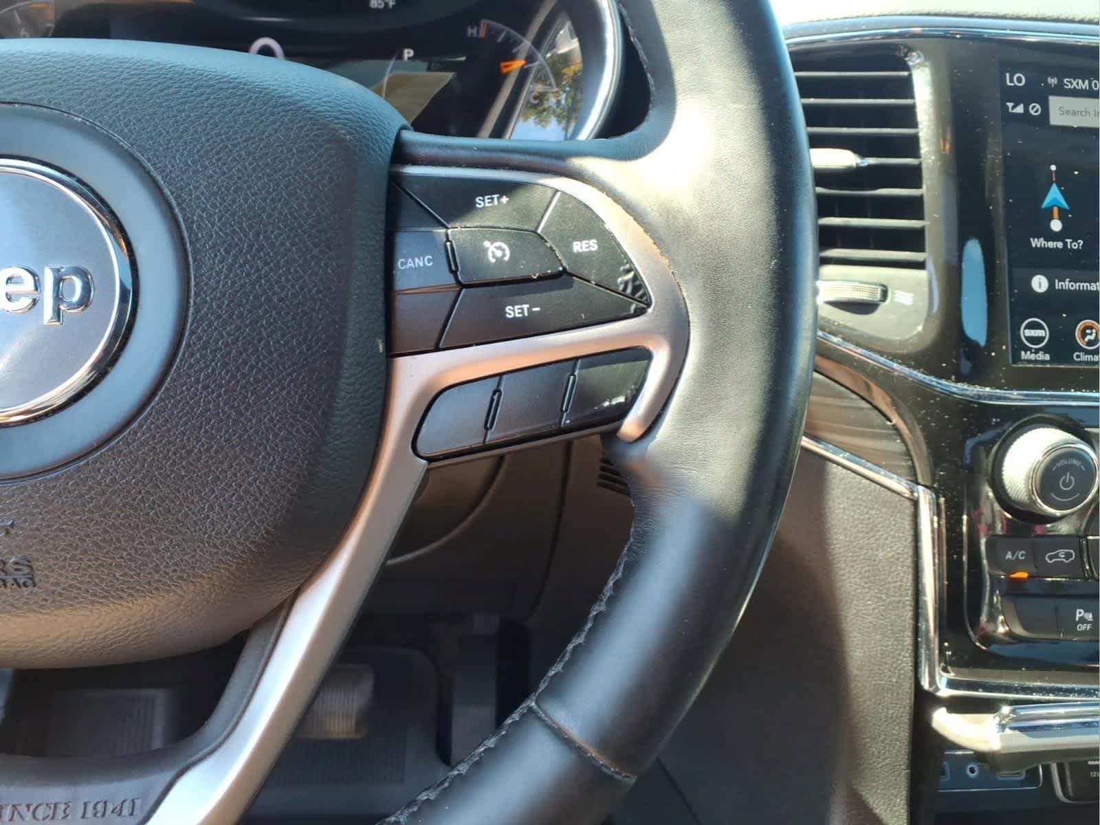 Used 2021 Jeep Grand Cherokee Limited AWD/4WD image 28