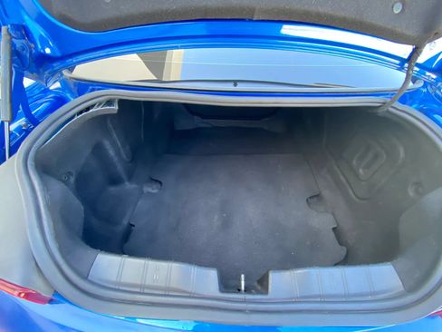 Used 2016 Chevrolet Camaro LT RWD image 21