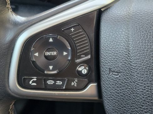 Used 2018 Honda Civic EX-L image 15