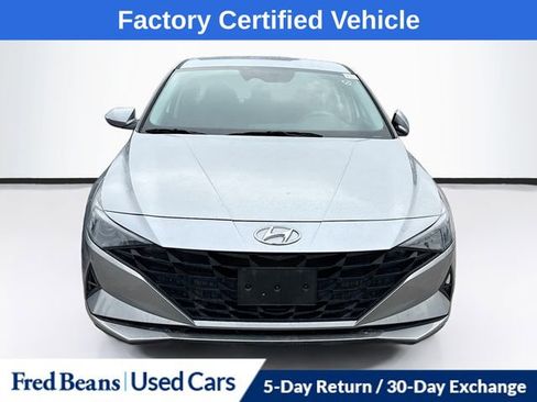 Used 2023 Hyundai Elantra SEL w/ Preferred Accessory Package image 2