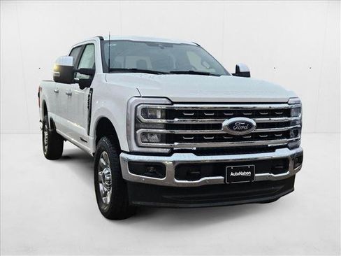 New 2025 Ford F250 King Ranch w/ Chrome Package image 7