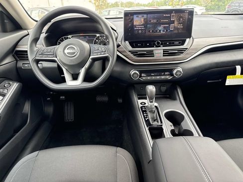 New 2026 Nissan Altima 2.5 SV w/ SV Special Edition Package FWD image 16