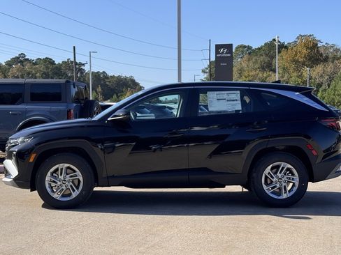 New 2026 Hyundai Tucson SE image 9