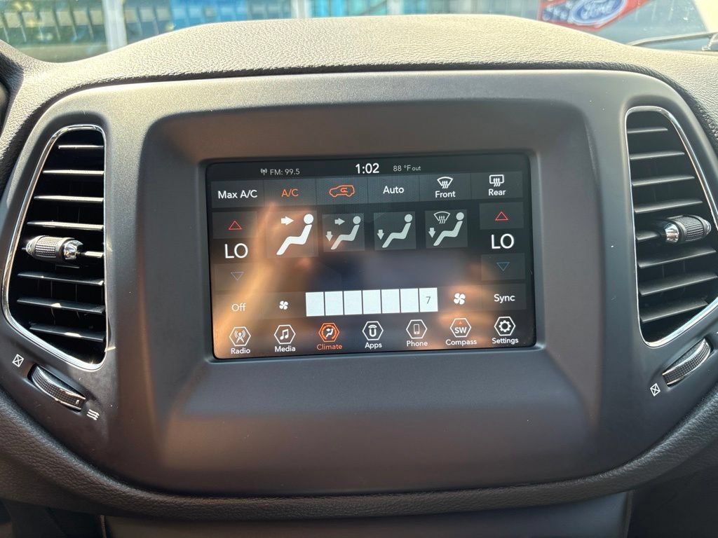 Used 2021 Jeep Compass Latitude AWD/4WD image 25