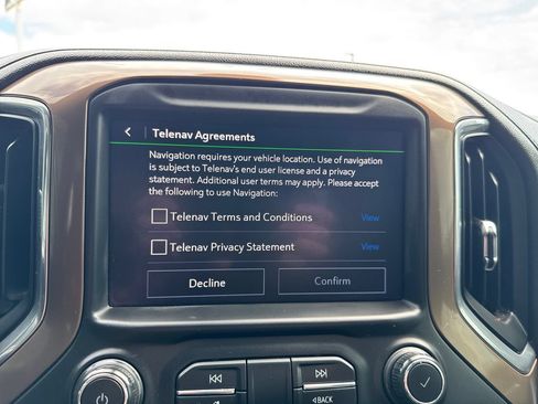 Used 2020 Chevrolet Silverado 1500 High Country w/ Technology Package AWD/4WD image 19